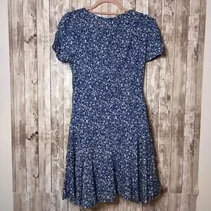 Princess Polly | Dresses | Princess Polly Short Sleeve V Neck Floral Flowy  Dress Size 4 Euc | Poshmark